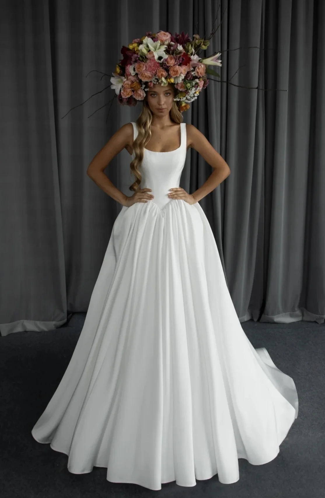 Robe de mariée Baleni — Collection 2027 — Boutique Carlota Bourg-en-Bresse