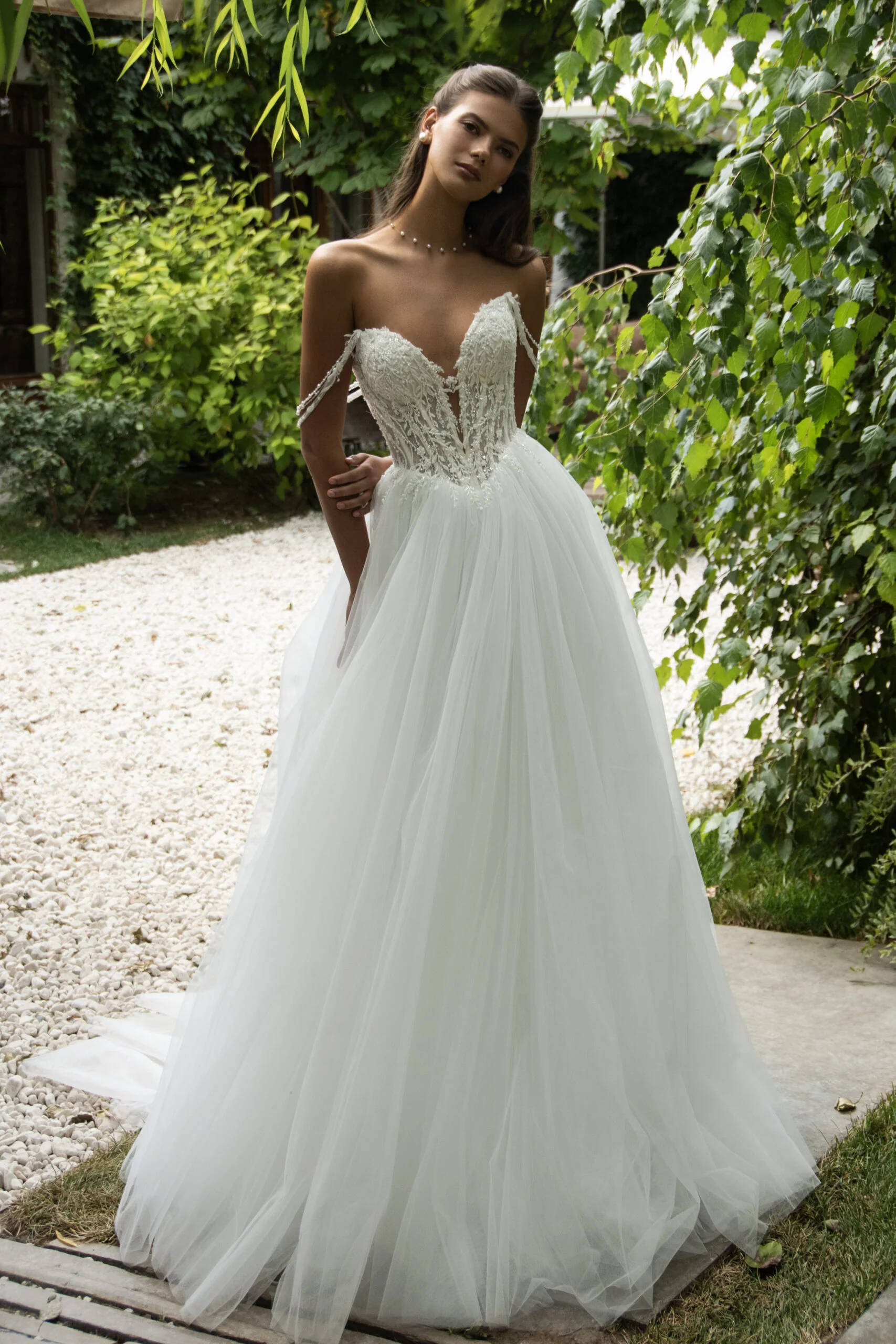 Robe de mariée Divine — Collection 2027 — Boutique Carlota Bourg-en-Bresse