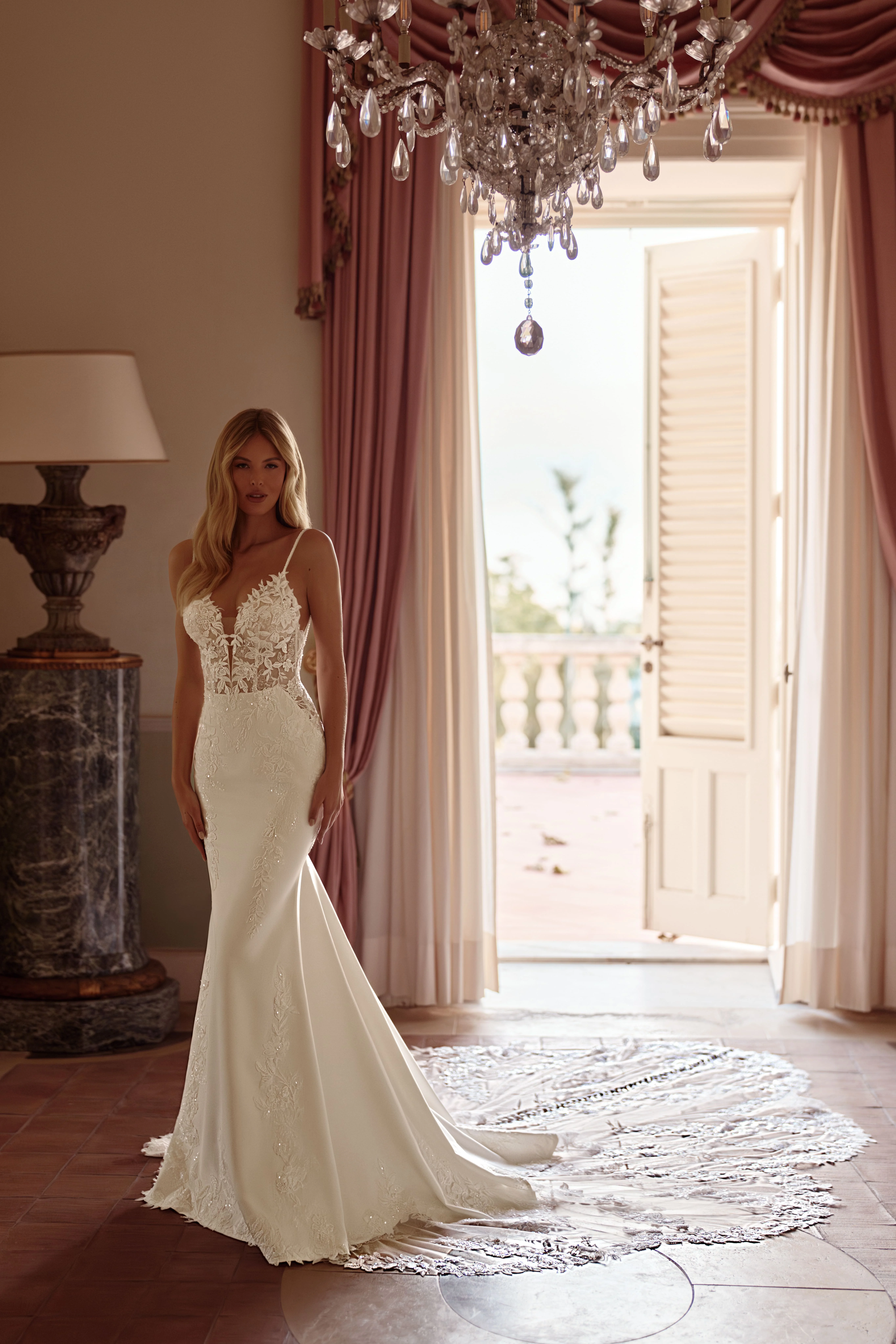 Robe de mariée Tempérance — Collection 2027 — Boutique Carlota Bourg-en-Bresse
